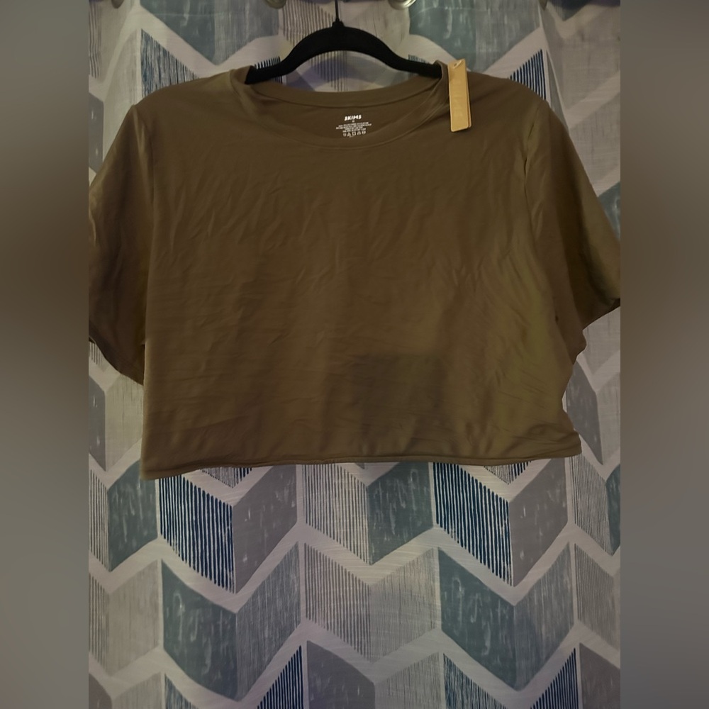 SKIMS Olive Green Women's Top size 4x